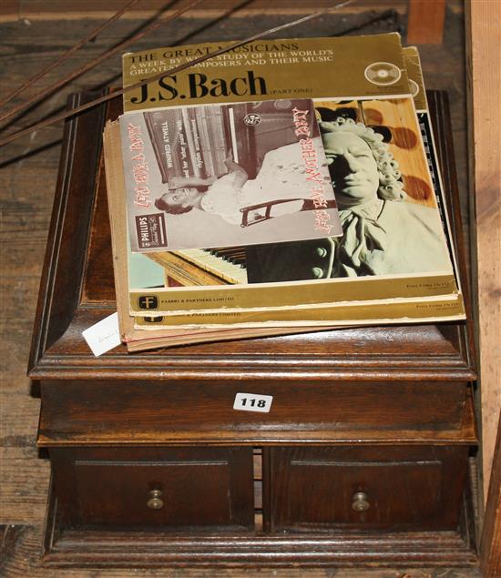Oak gramophone & records